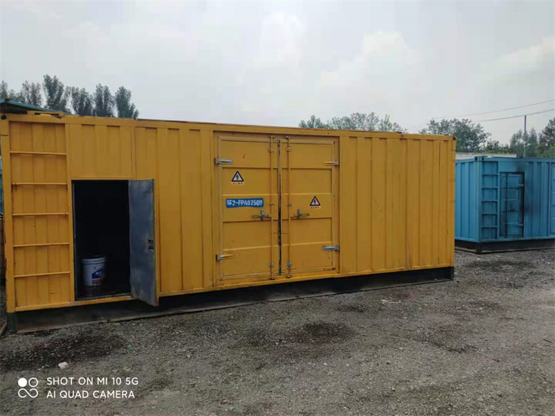 子长200KW柴油发电机组需要配备什么型号的电缆线？