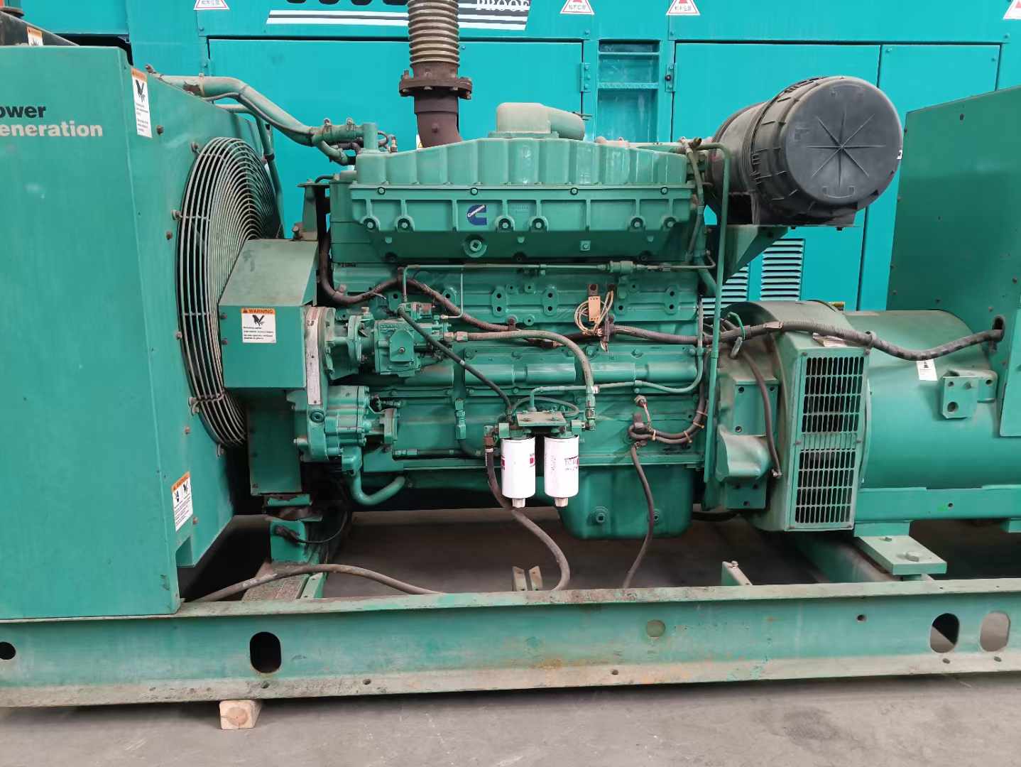 子长过载会对 600kW 柴油发电机组造成哪些损害？